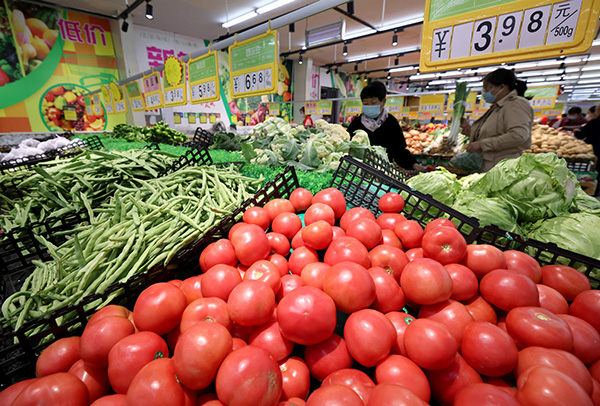 Struggling China Economy Falls Into Deflation