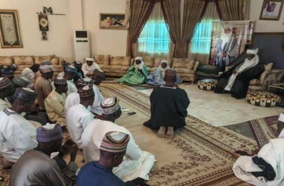 Sultan Tasks Journalists