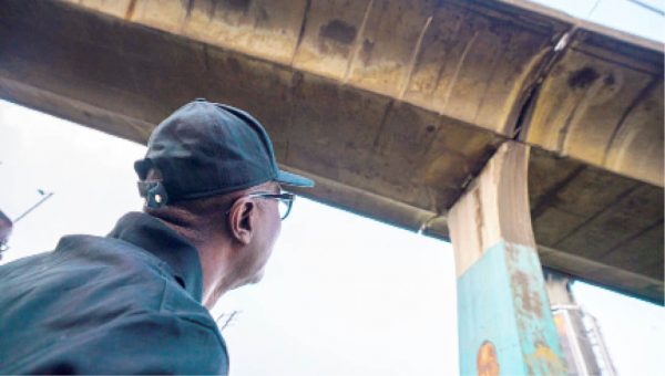 More pain for commuters as Lagos to close Marine Bridge for 5 months