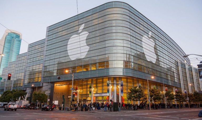 Apple plans to loosen App Store payment policy
