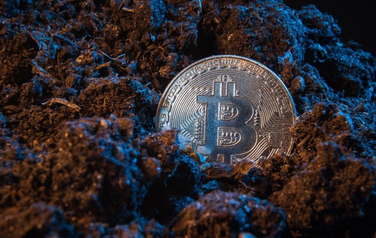 Bitcoin price drops below $43,000 as Evergrande fears sweep markets