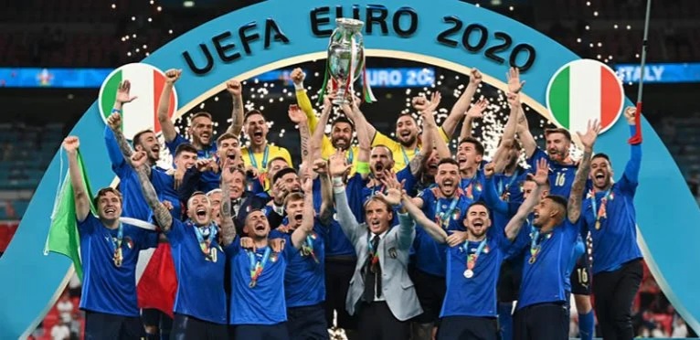 Italy beat England 3-2 on penalties in London to win European Championship