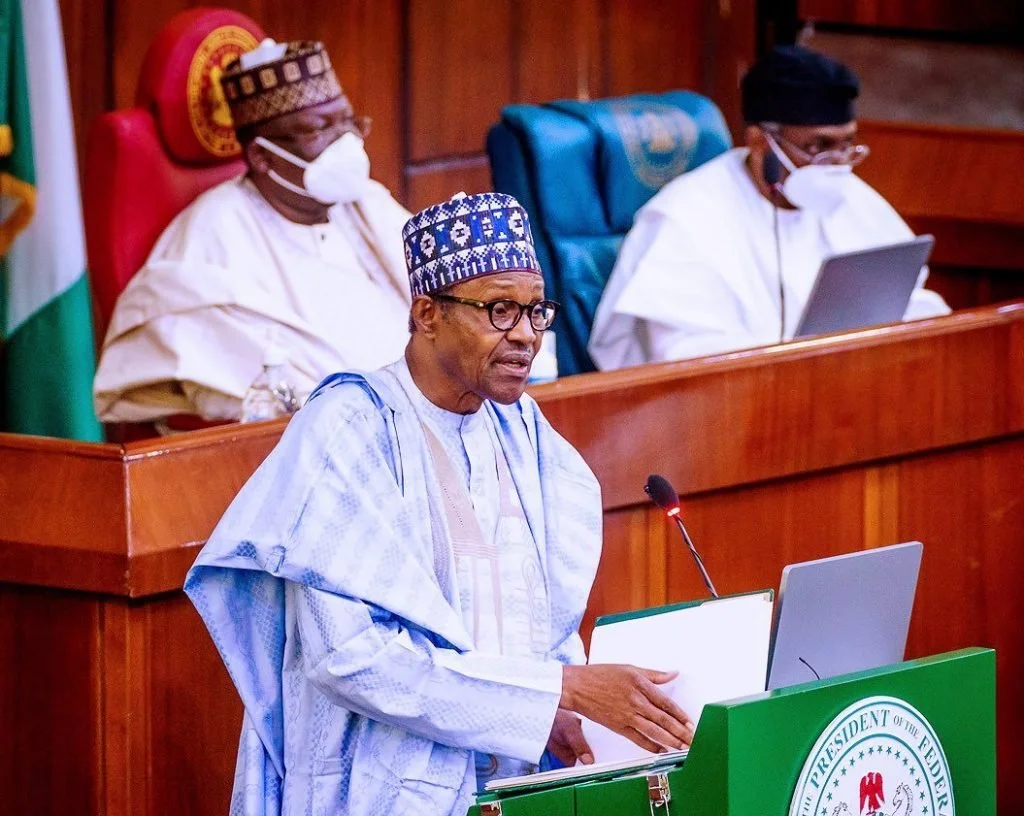 Buhari Unveils N16.39tn Budget for 2022 With Spending up 25%
