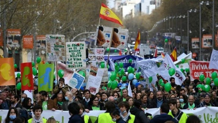 Outrage as Thousands Protest Against Abortion in Madrid