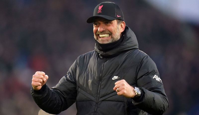 Premier League: Klopp charges Liverpool to reclaim title lead