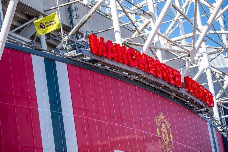 Manchester United Revenues up by £152.8m amid £27.7m Loss