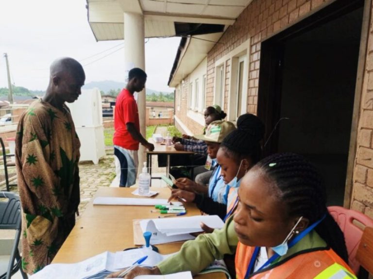 Osun Poll Begins With Early Arrival of INEC Officials, Impressive Voter Turnout